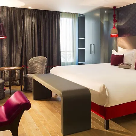 Monsieur Cadet & Hotel Parigi