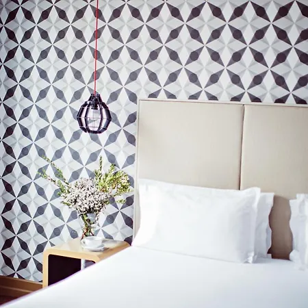 Hotel Monsieur Cadet & 4*