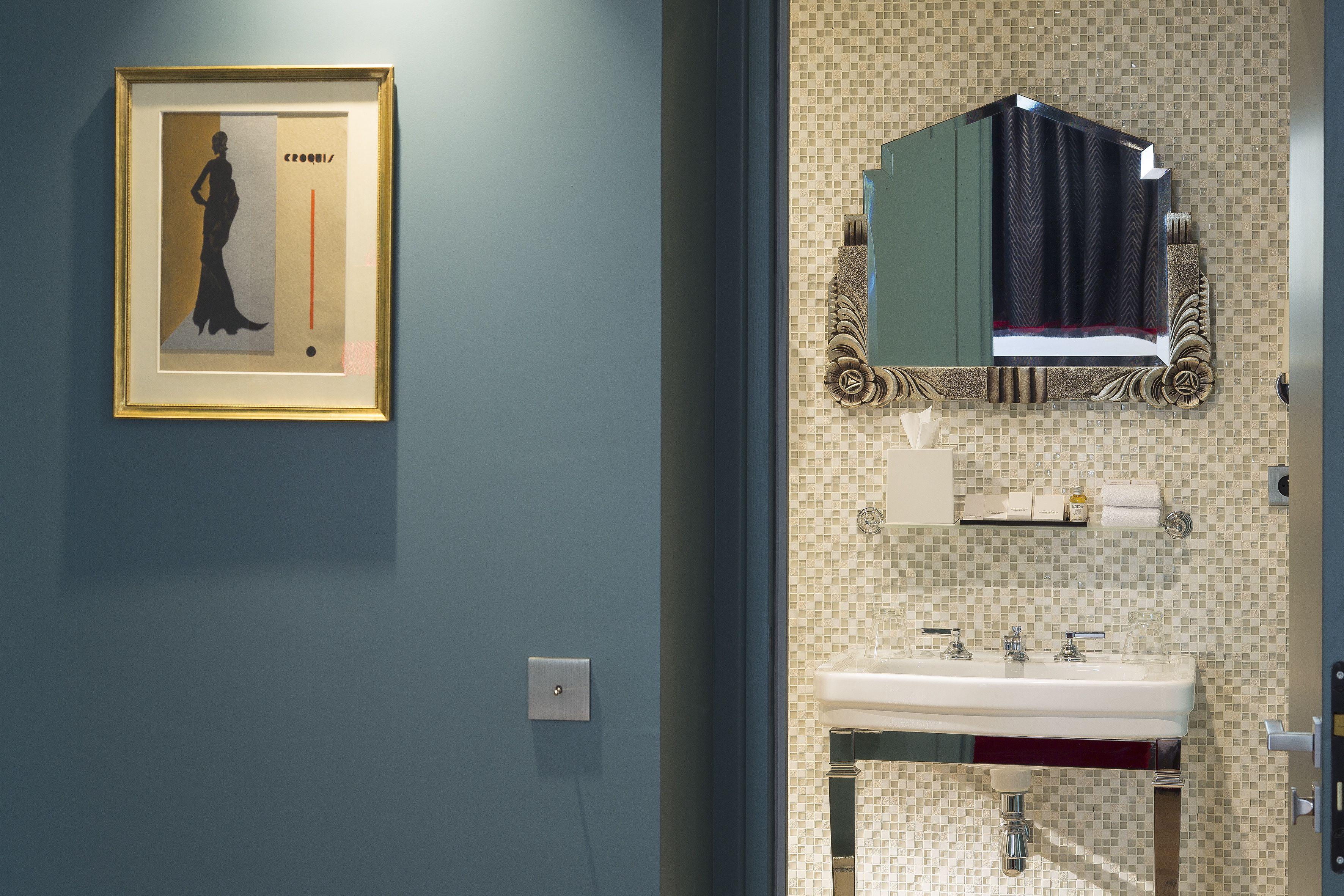 Monsieur Cadet & Hotel