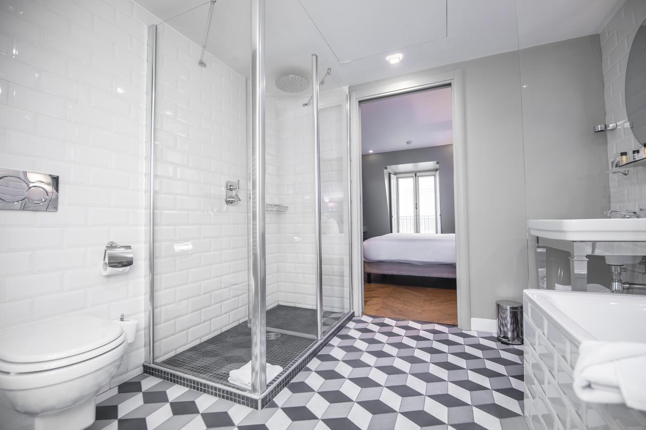 Hotel Monsieur Cadet & 4*